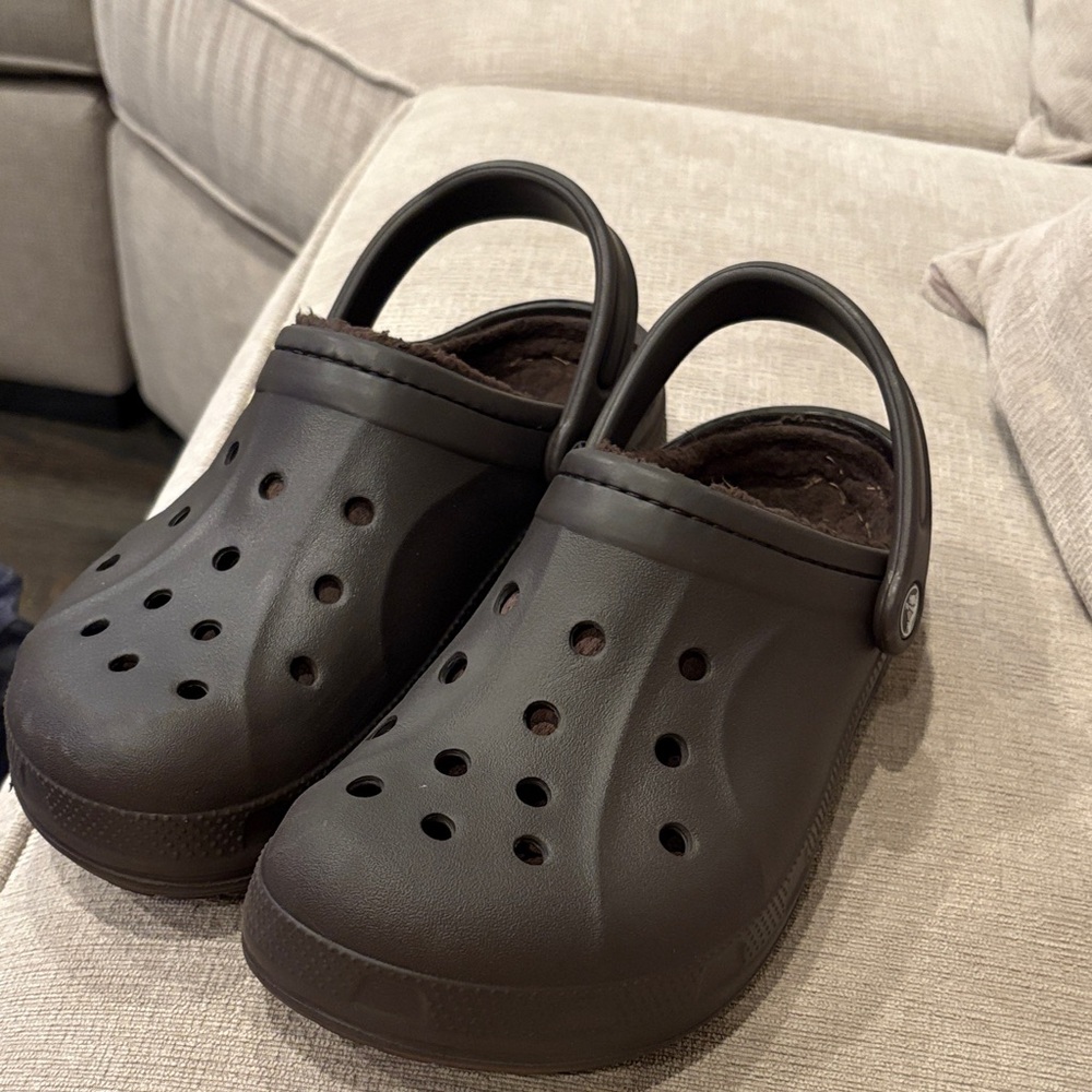 CROCS Dark Brown Fuzzy Lined Clogs